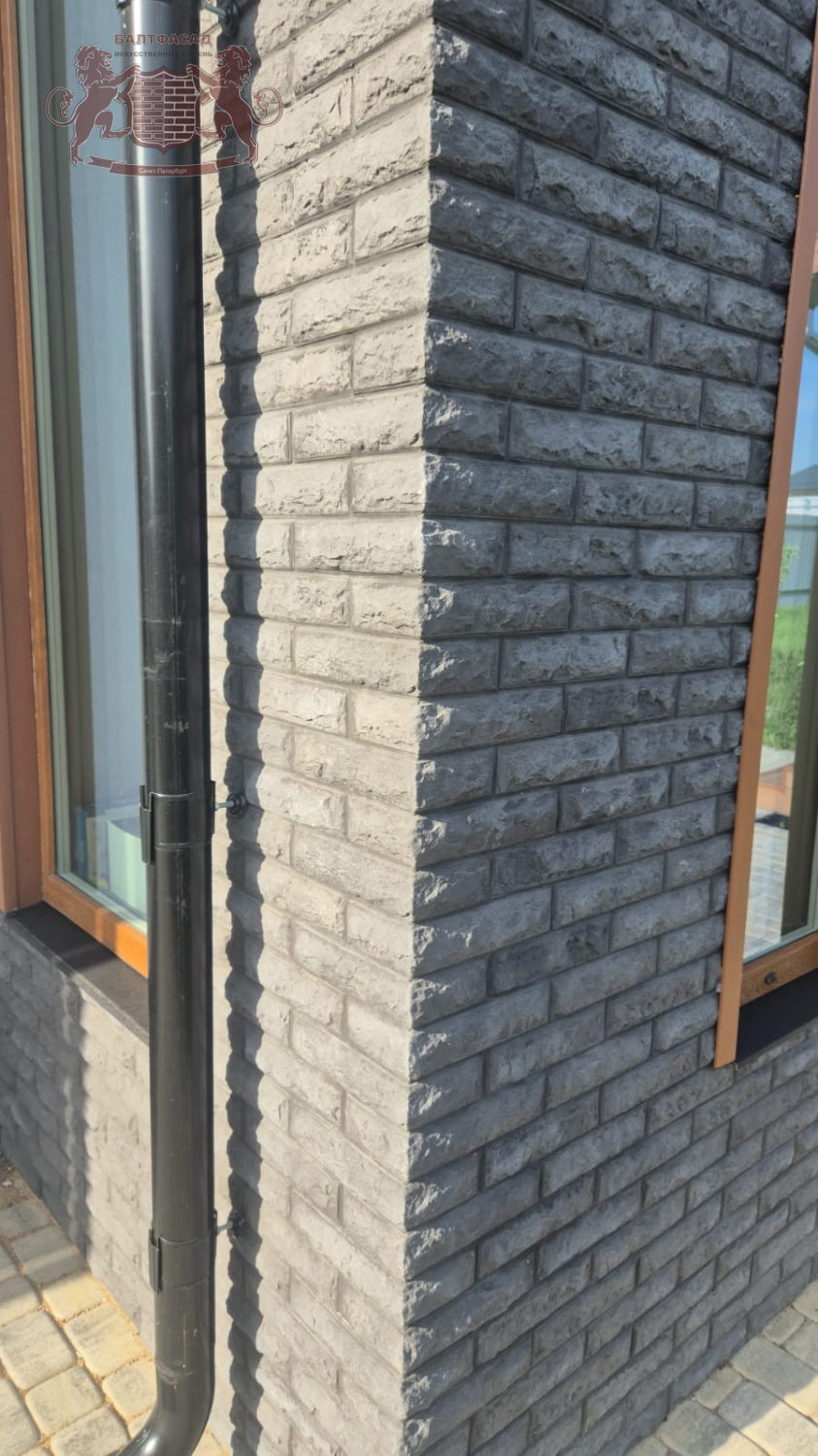 Колотый кирпич 1042